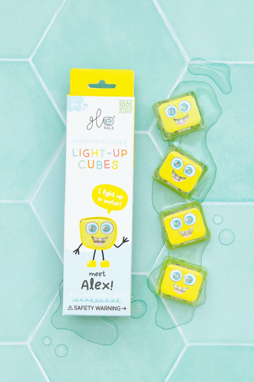 Glo Pals - Light Up Cubes Bath Toys - Alex - Yellow - 4pcs