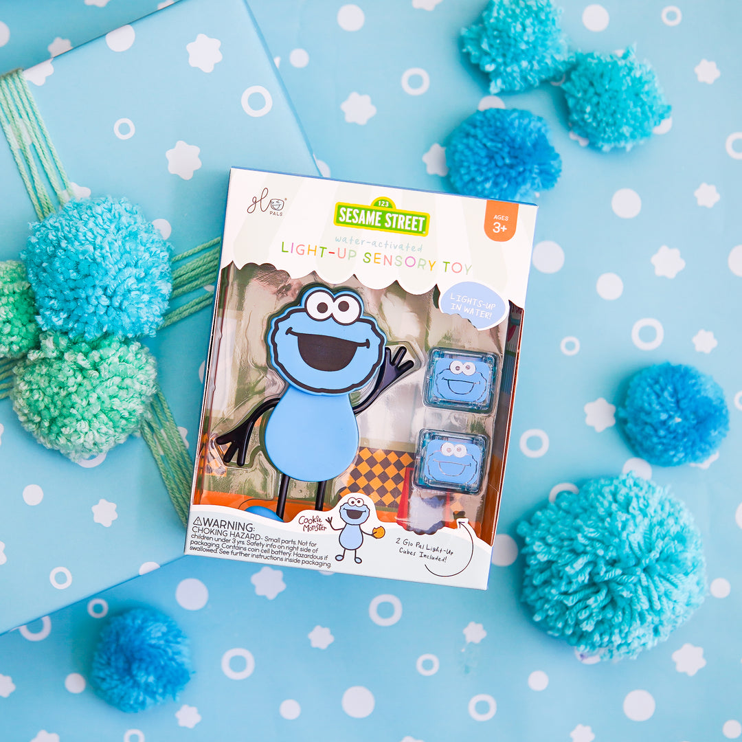 Glo Pals Sesame Street Light-Up Cookie Monster Character With Two Cubes, Colorful Glow , Safe Water Play, Sesame Street Characters